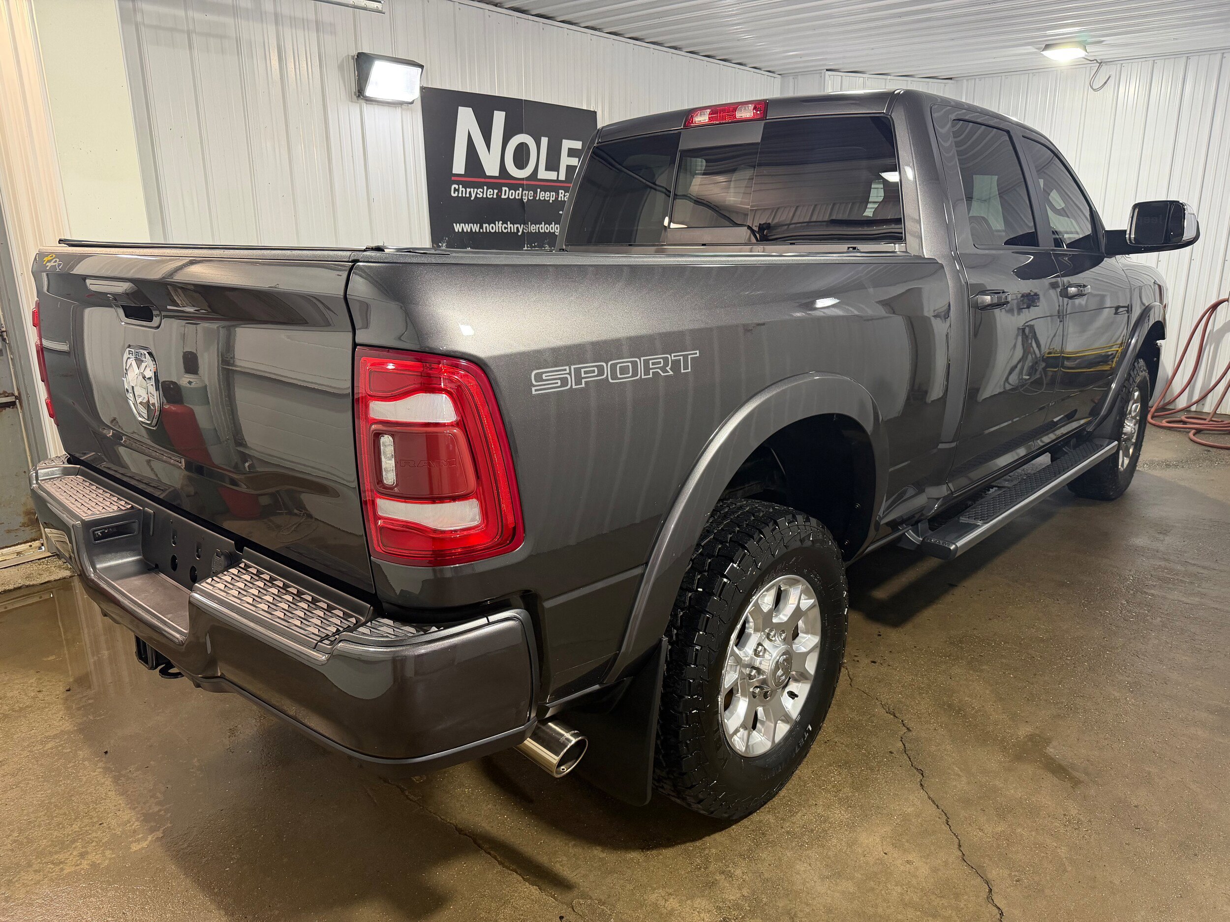 Used 2022 RAM 2500 Laramie AWD/4WD image 6