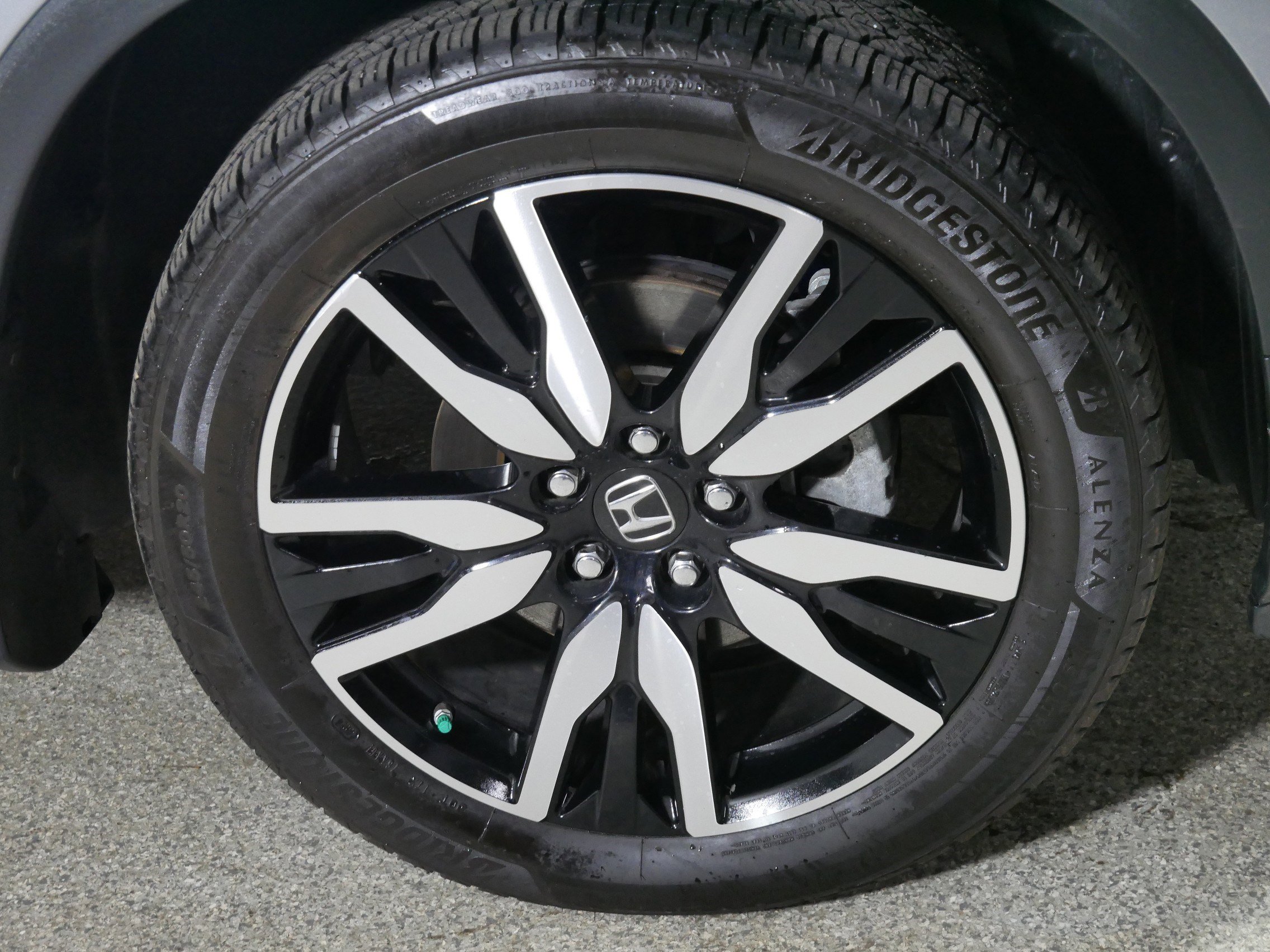 Used 2022 Honda Pilot Touring image 15