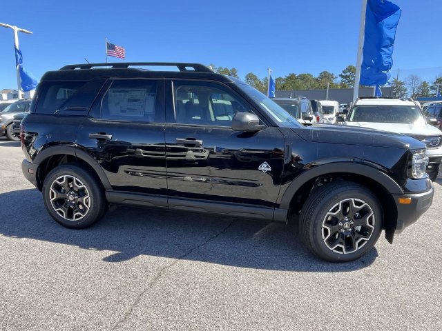 New 2026 Ford Bronco Sport Outer Banks AWD/4WD image 3