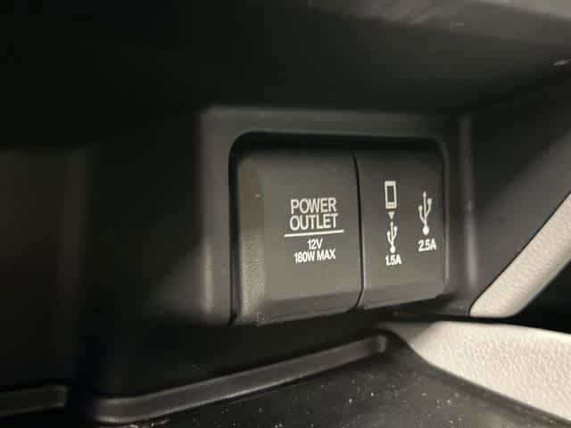 Used 2018 Honda Pilot Touring image 26
