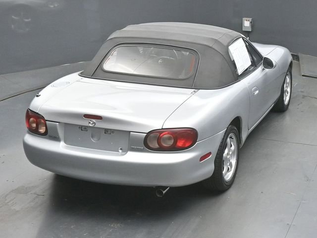 Used 2002 MAZDA MX-5 Miata image 42