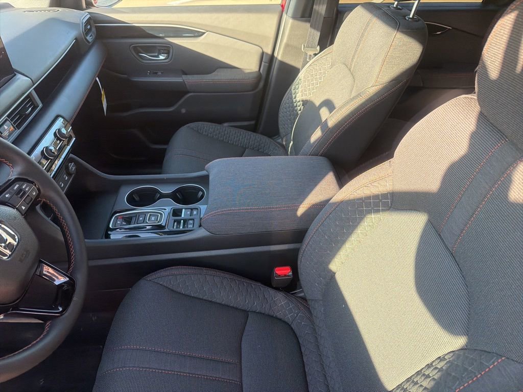 New 2026 Honda Pilot Sport image 8