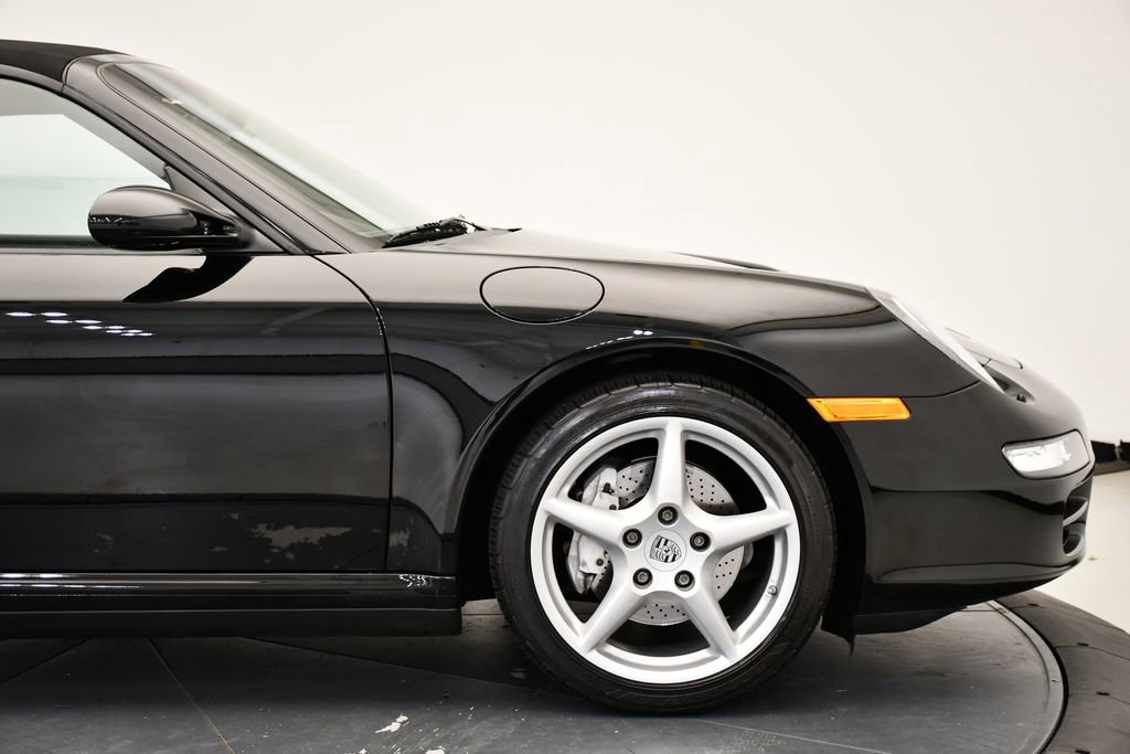 Used 2008 Porsche 911 Carrera 4 image 14
