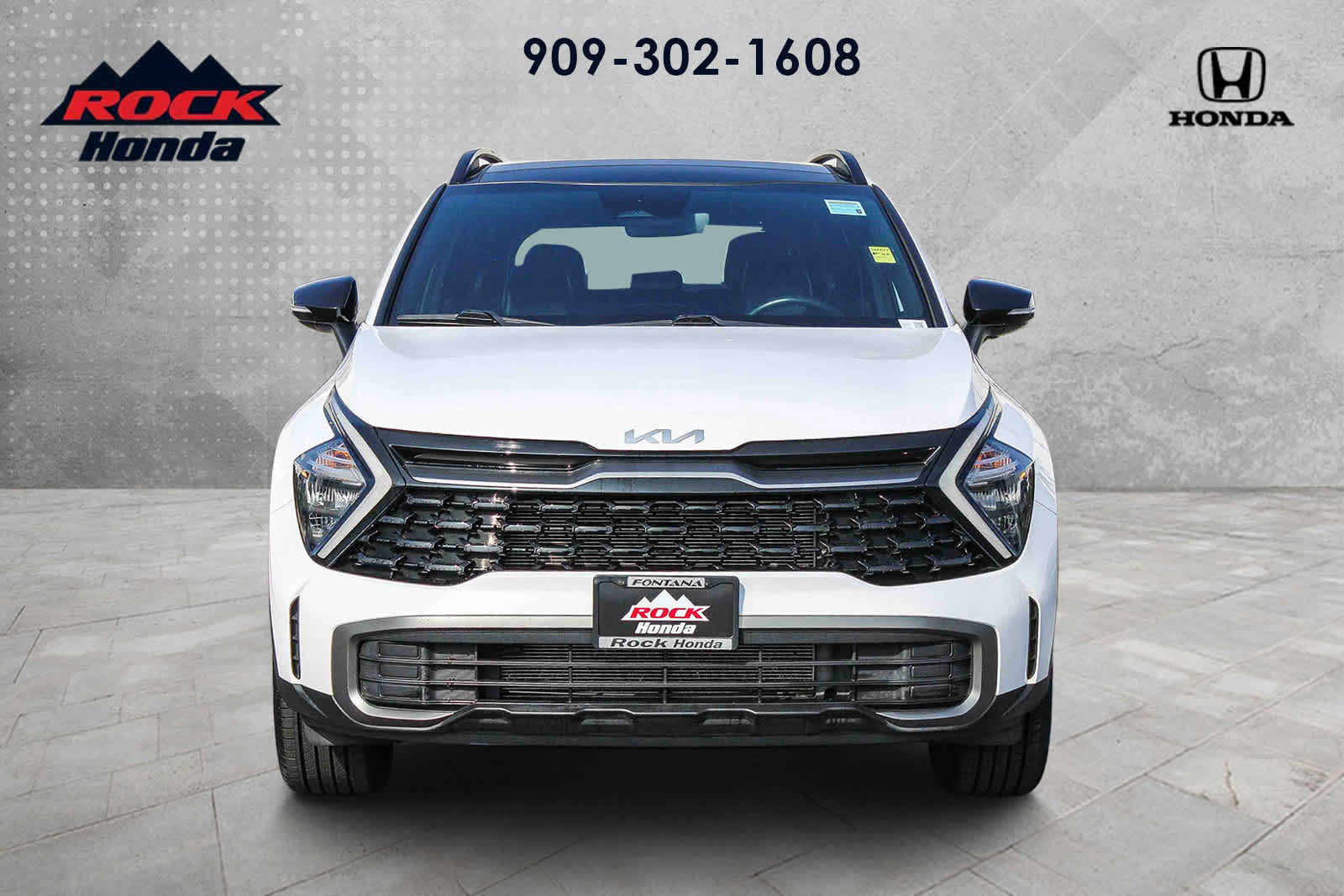 Used 2023 Kia Sportage X-Line w/ X-Line Premium Package image 2