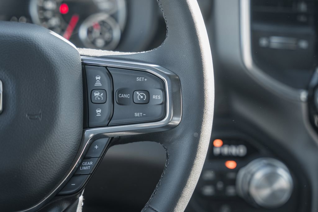 Used 2025 RAM 1500 Laramie image 31