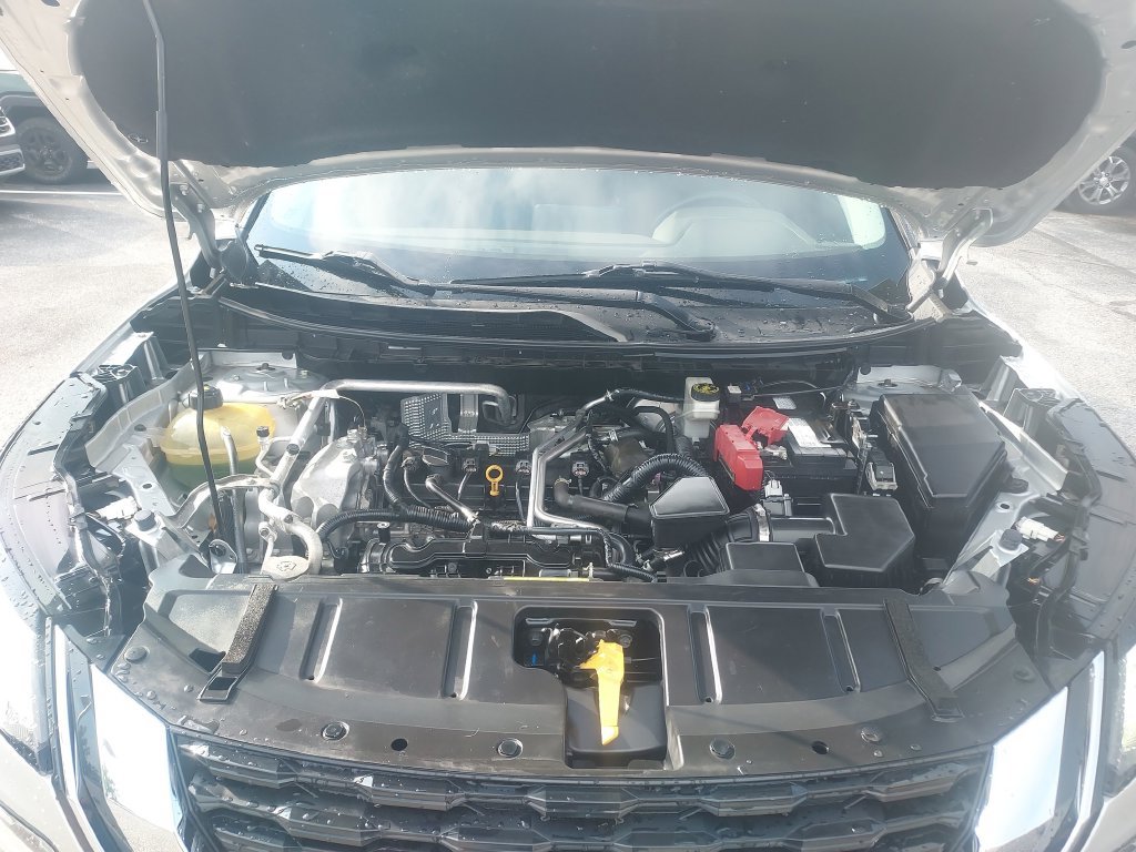 Used 2021 Nissan Rogue SV AWD/4WD image 30