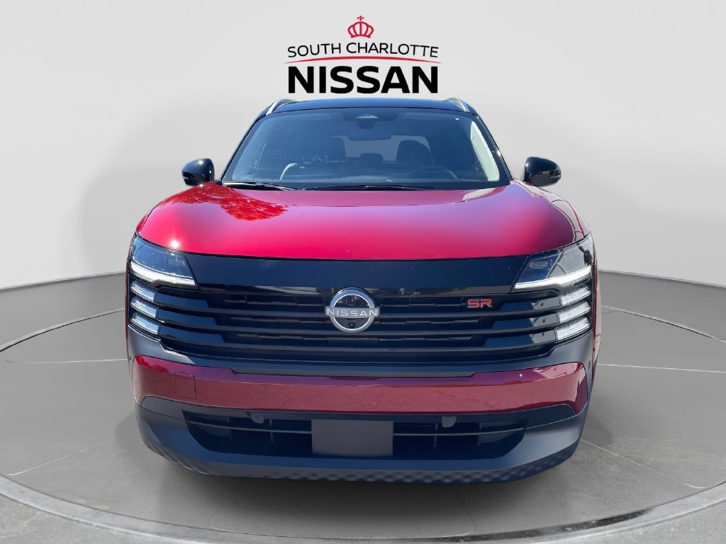 Used 2025 Nissan Kicks SR FWD image 2