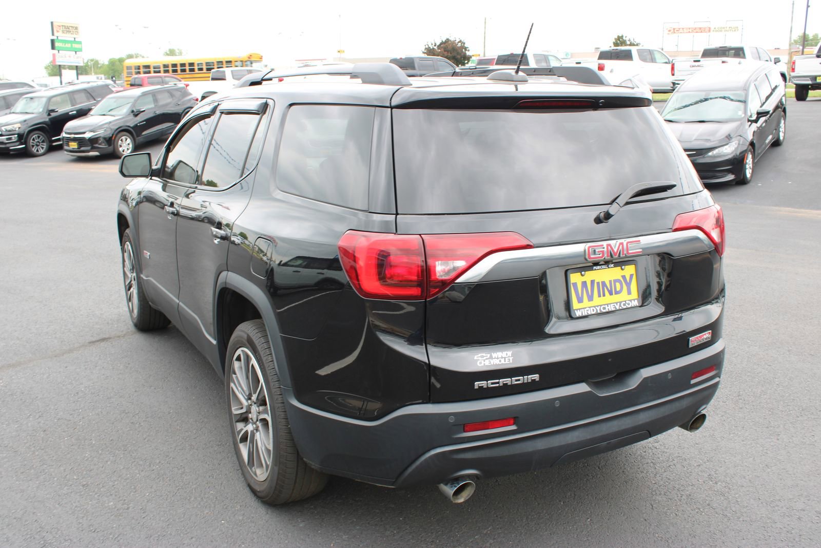 Used 2019 GMC Acadia SLT AWD/4WD image 6