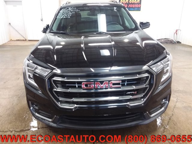 Used 2024 GMC Terrain AT4 AWD/4WD image 5