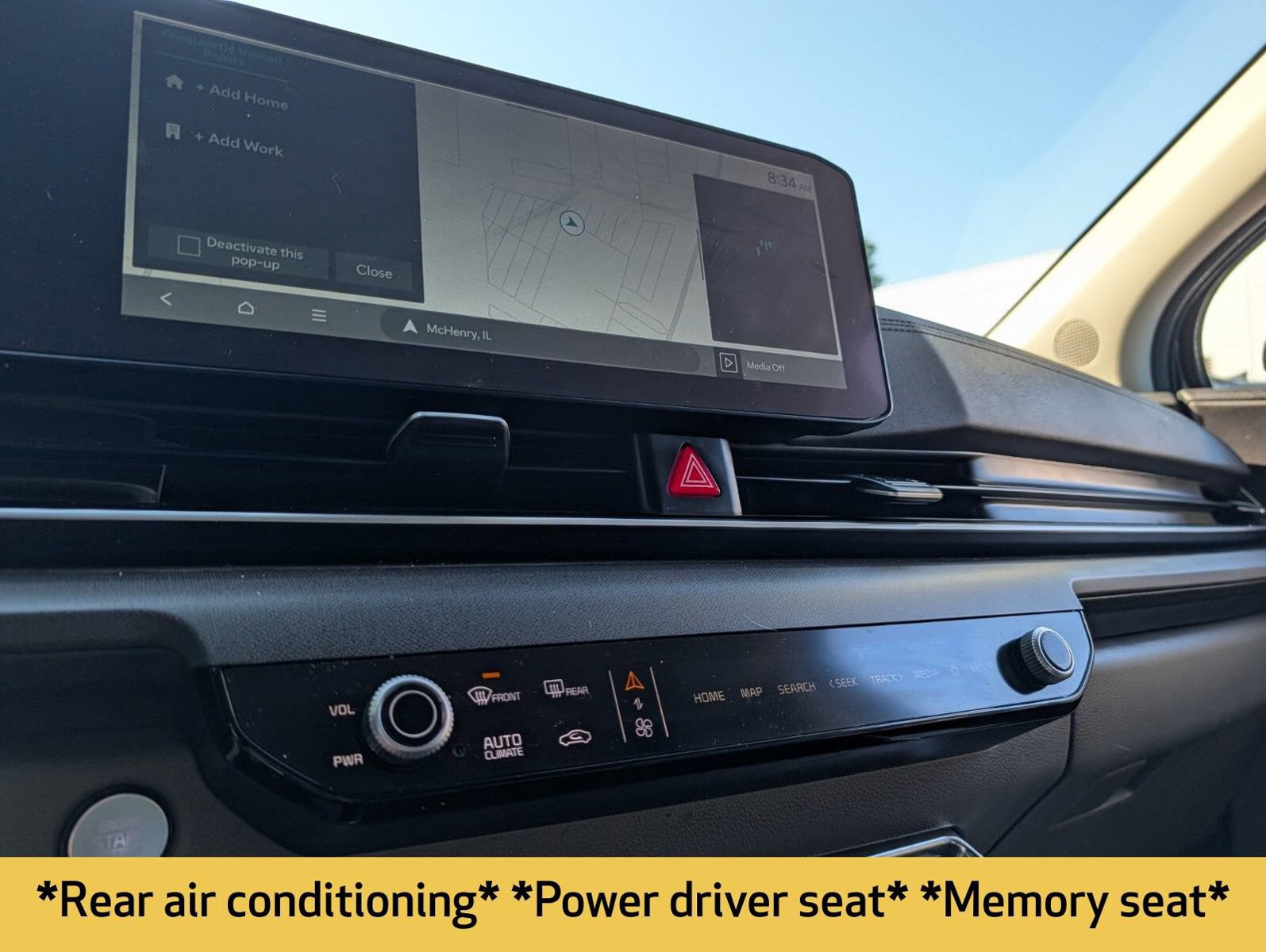 Used 2025 Kia Carnival EX FWD image 5