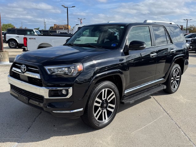 Used 2023 Toyota 4Runner Limited AWD/4WD image 9