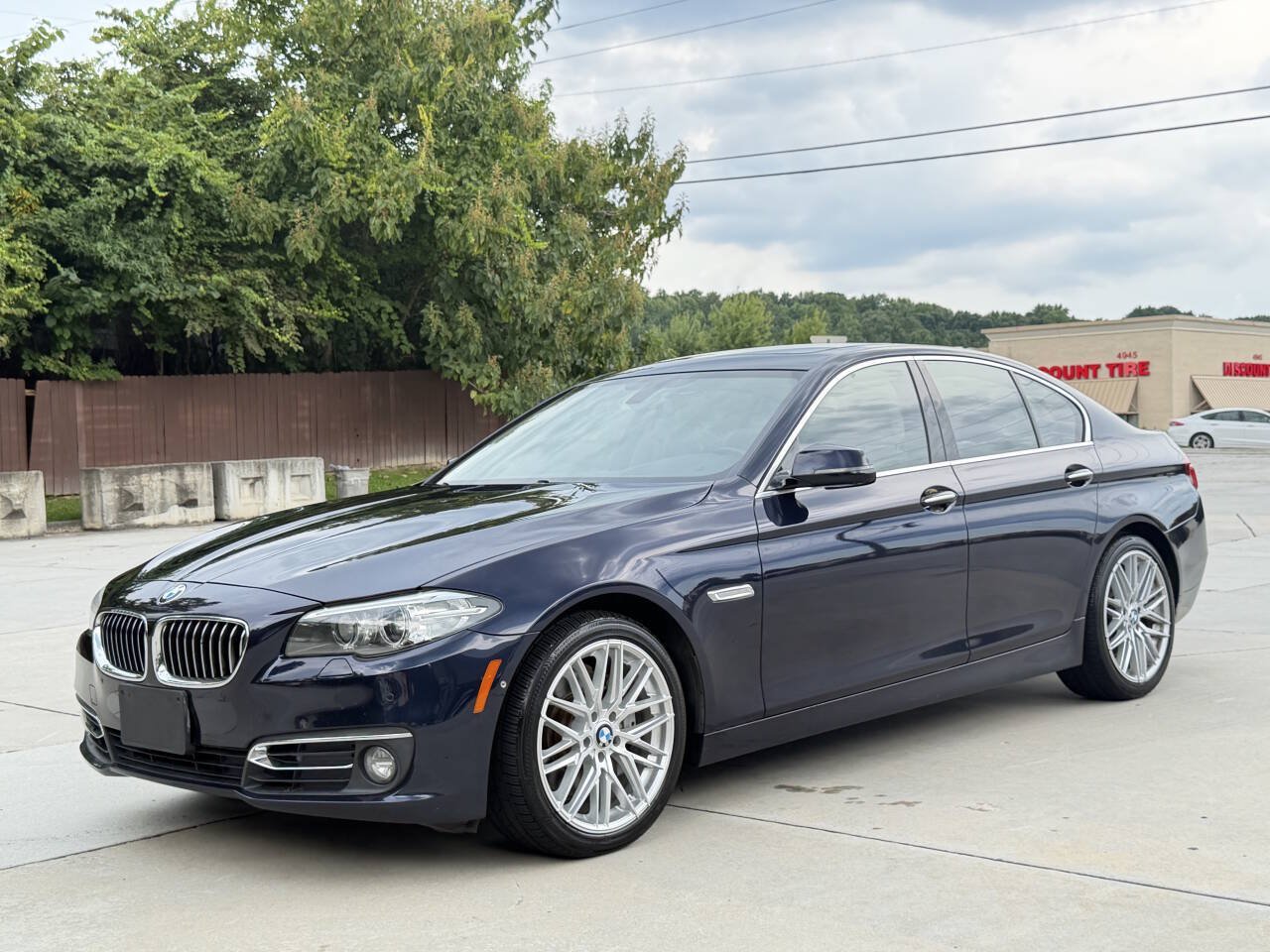 Used 2014 BMW 535d xDrive AWD/4WD image 1
