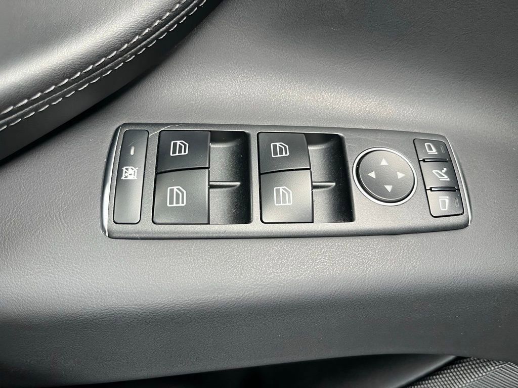 Used 2020 Tesla Model X Long Range image 25