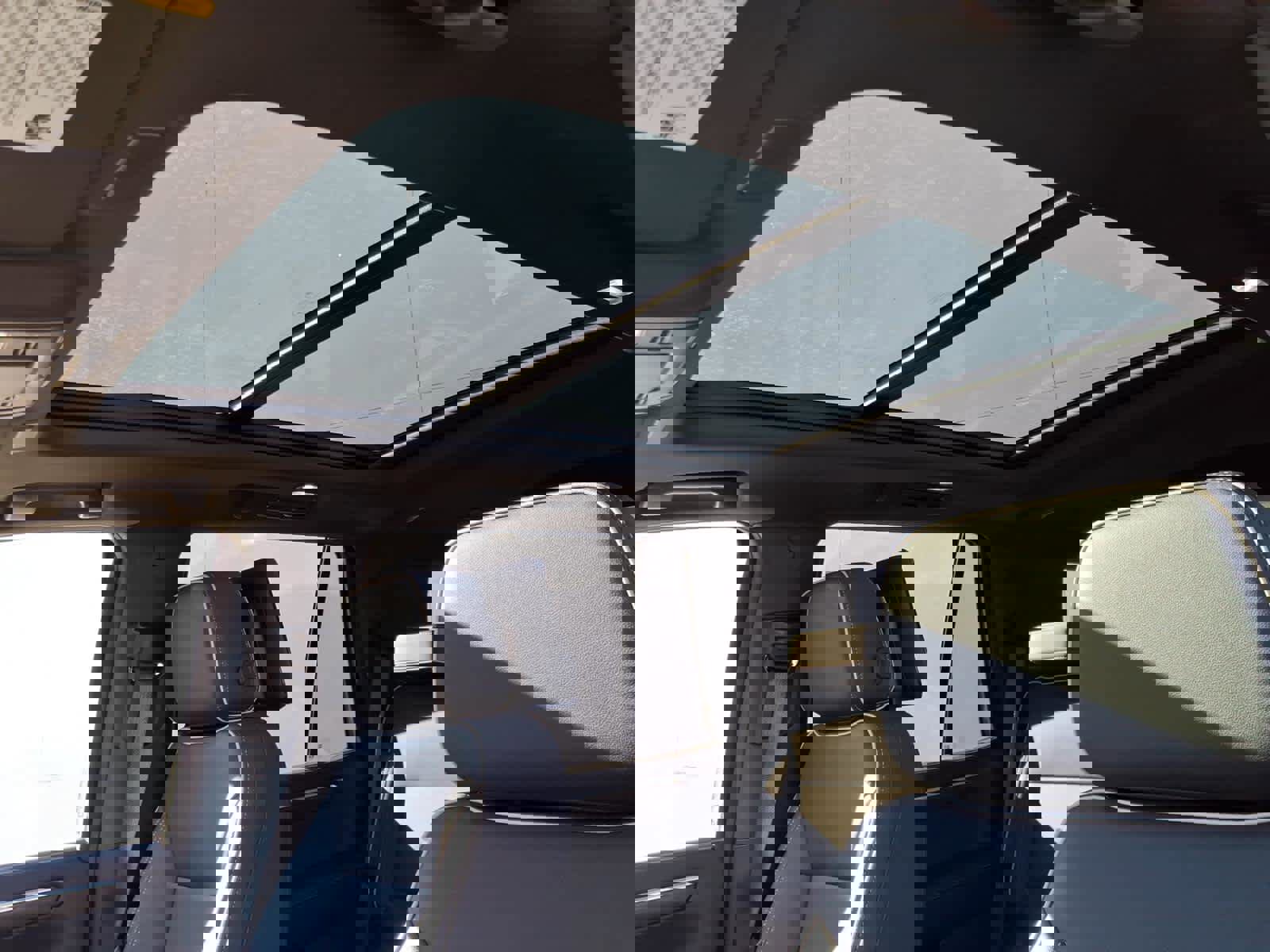 Certified 2025 Chevrolet Tahoe Premier image 8