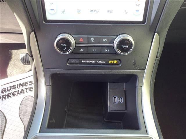 Used 2024 Ford Edge SEL AWD/4WD image 13