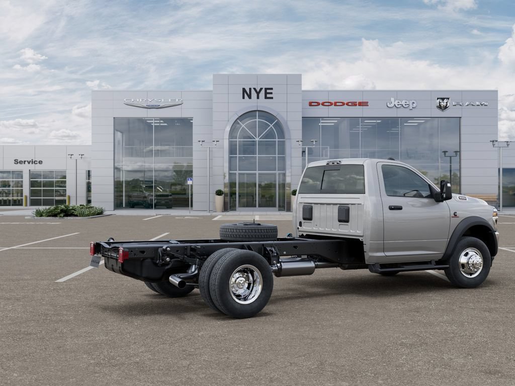 New 2026 RAM 3500 Tradesman AWD/4WD image 4