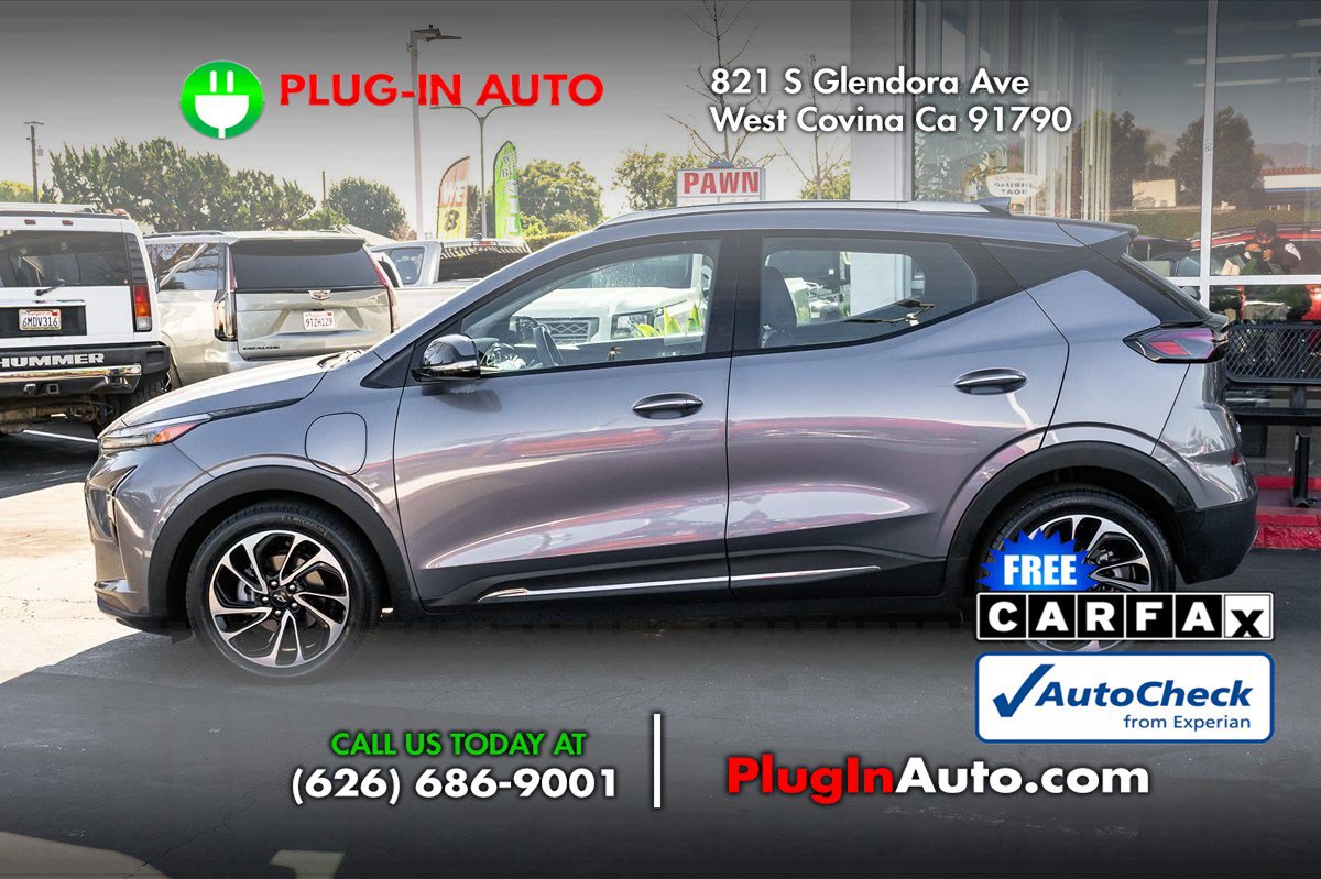 Used 2022 Chevrolet Bolt EUV Premier w/ Sun & Sound Package image 5