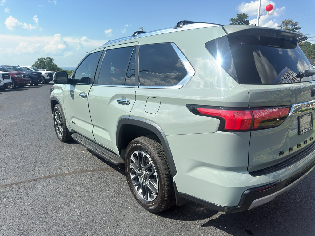 Used 2025 Toyota Sequoia Limited AWD/4WD image 7