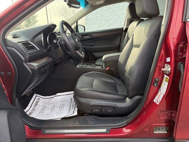 Used 2018 Subaru Outback 2.5i Limited image 10