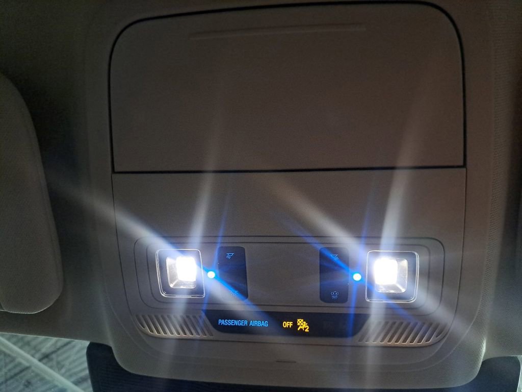 Used 2023 Ford Explorer XLT w/ Equipment Group 202A image 18