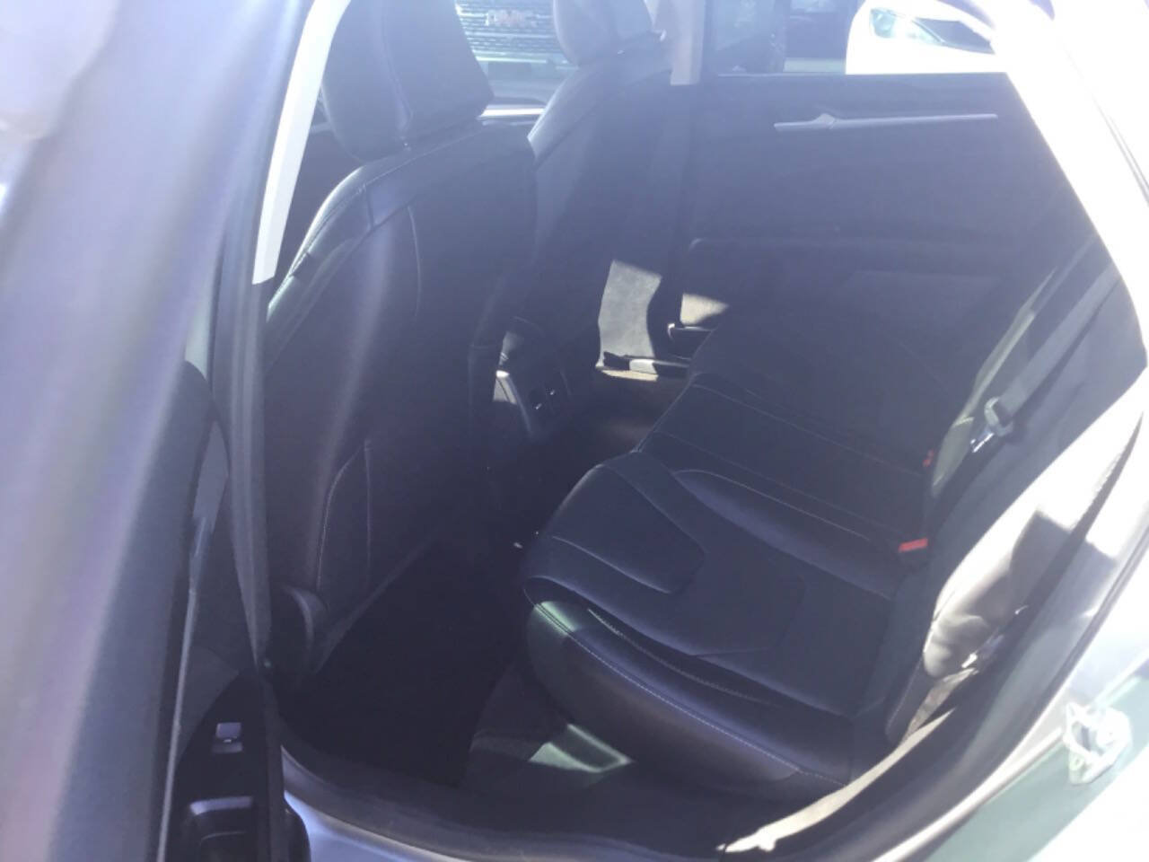 Used 2020 Ford Fusion Titanium AWD/4WD image 10