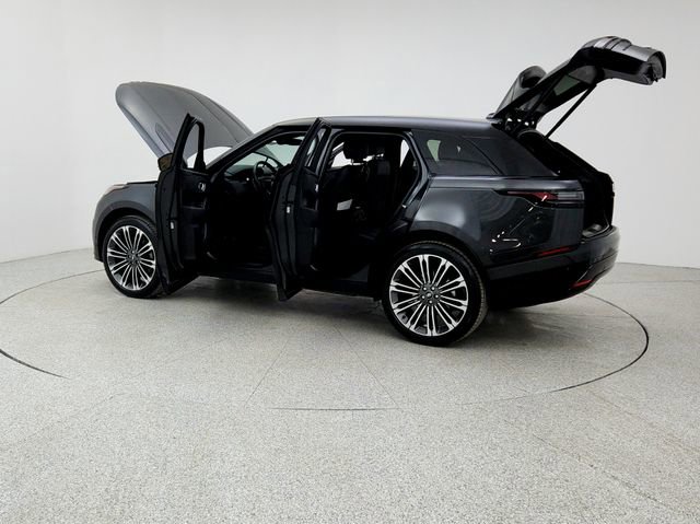 Certified 2025 Land Rover Range Rover Velar Dynamic SE image 12