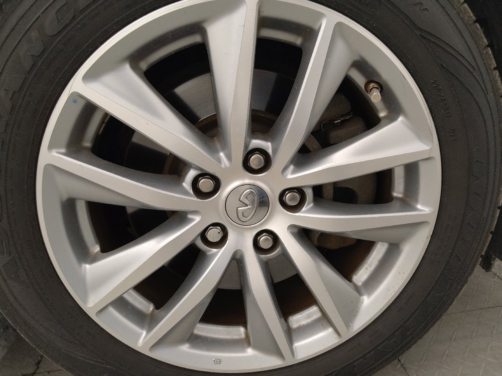 Used 2015 INFINITI Q50 Premium w/ Deluxe Touring Package RWD image 31