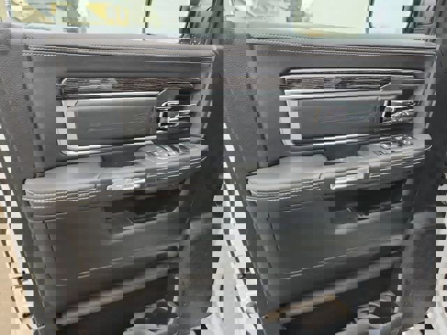 Used 2014 RAM 1500 Limited image 22