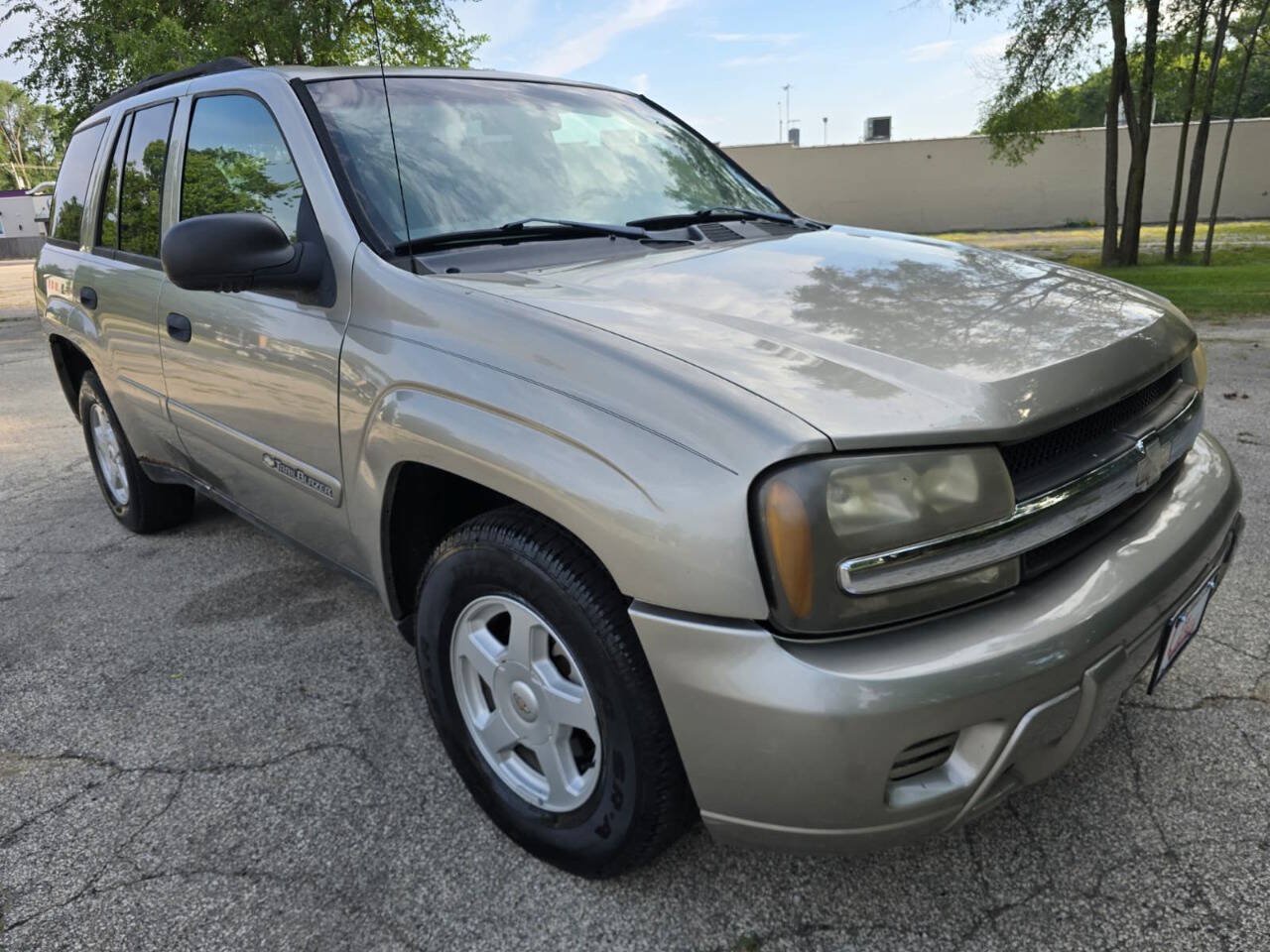 Used 2002 Chevrolet TrailBlazer LS w/ Preferred Equipment Group AWD/4WD image 3