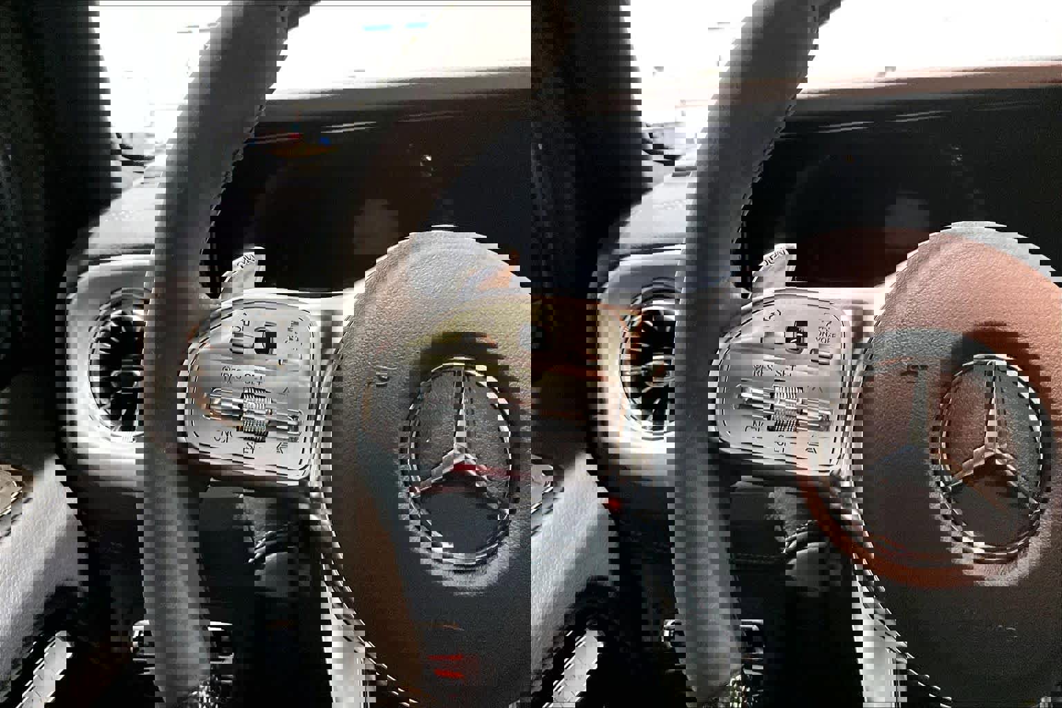 Used 2024 Mercedes-Benz G 63 AMG 4MATIC image 23