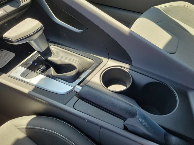 New 2026 Hyundai Elantra Sport FWD image 16