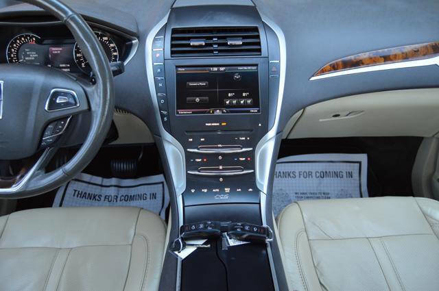 Used 2014 Lincoln MKZ AWD w/ Equipment Group 102A Reserve image 21