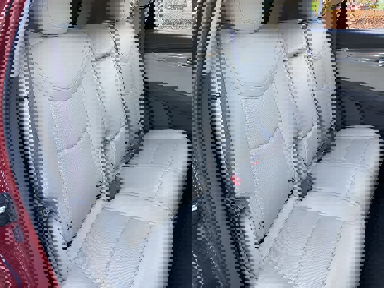 Used 2020 Cadillac XT5 Premium Luxury image 15