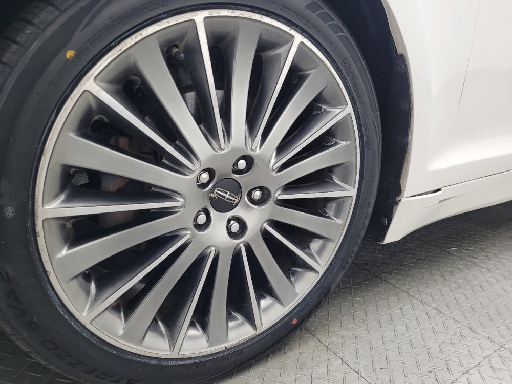 Used 2013 Lincoln MKZ FWD image 31