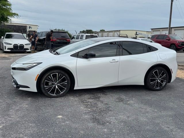 Used 2024 Toyota Prius Limited FWD image 3