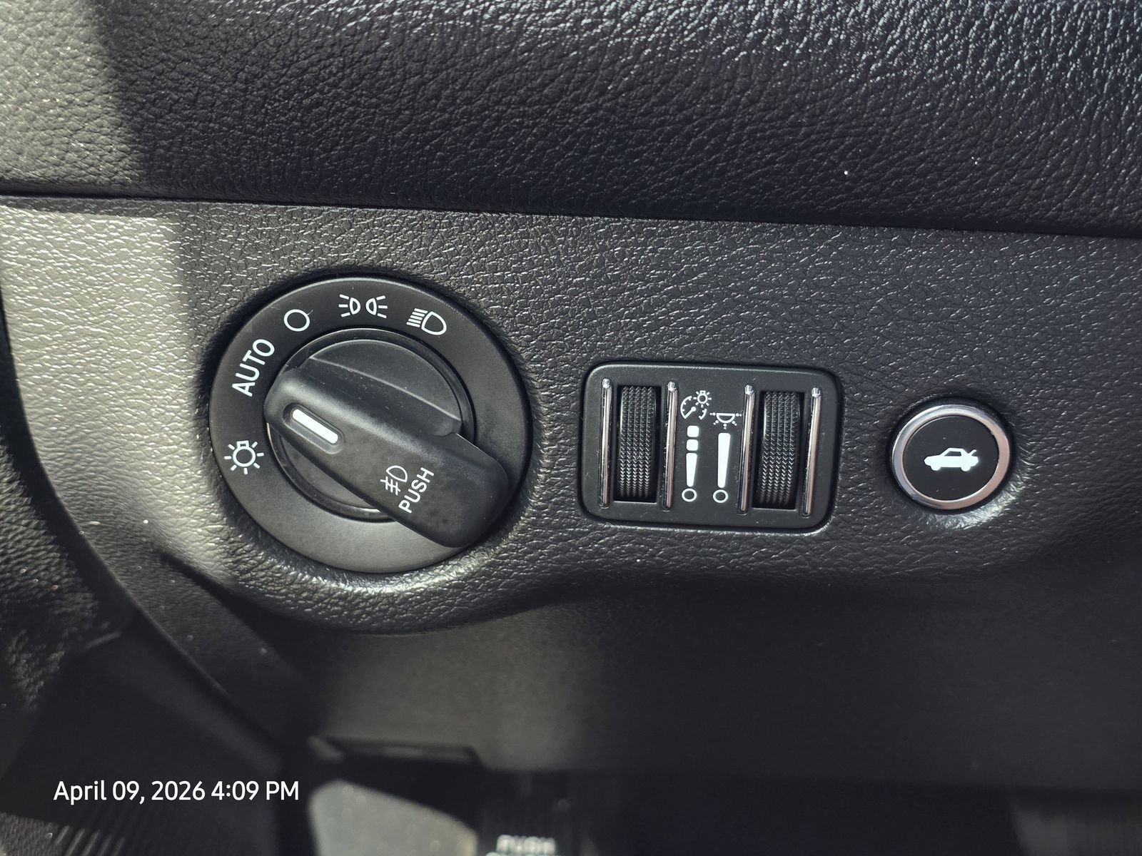 Used 2021 Dodge Challenger SXT w/ Blacktop Package RWD image 25