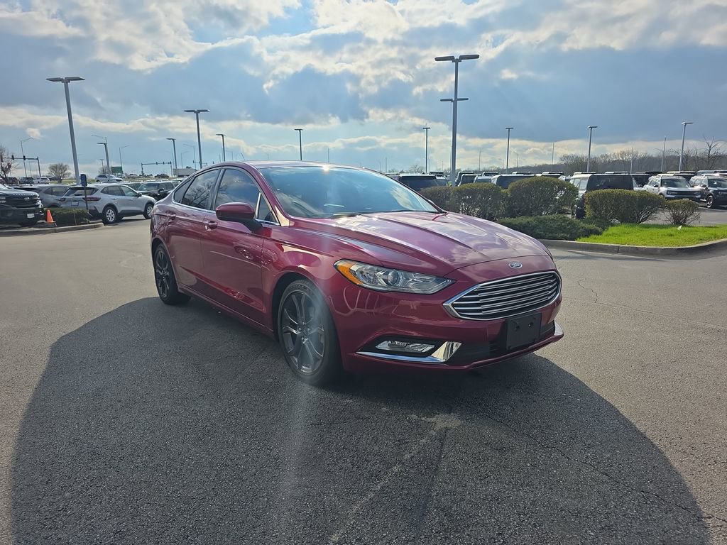 Used 2018 Ford Fusion SE w/ Equipment Group 201A image 6