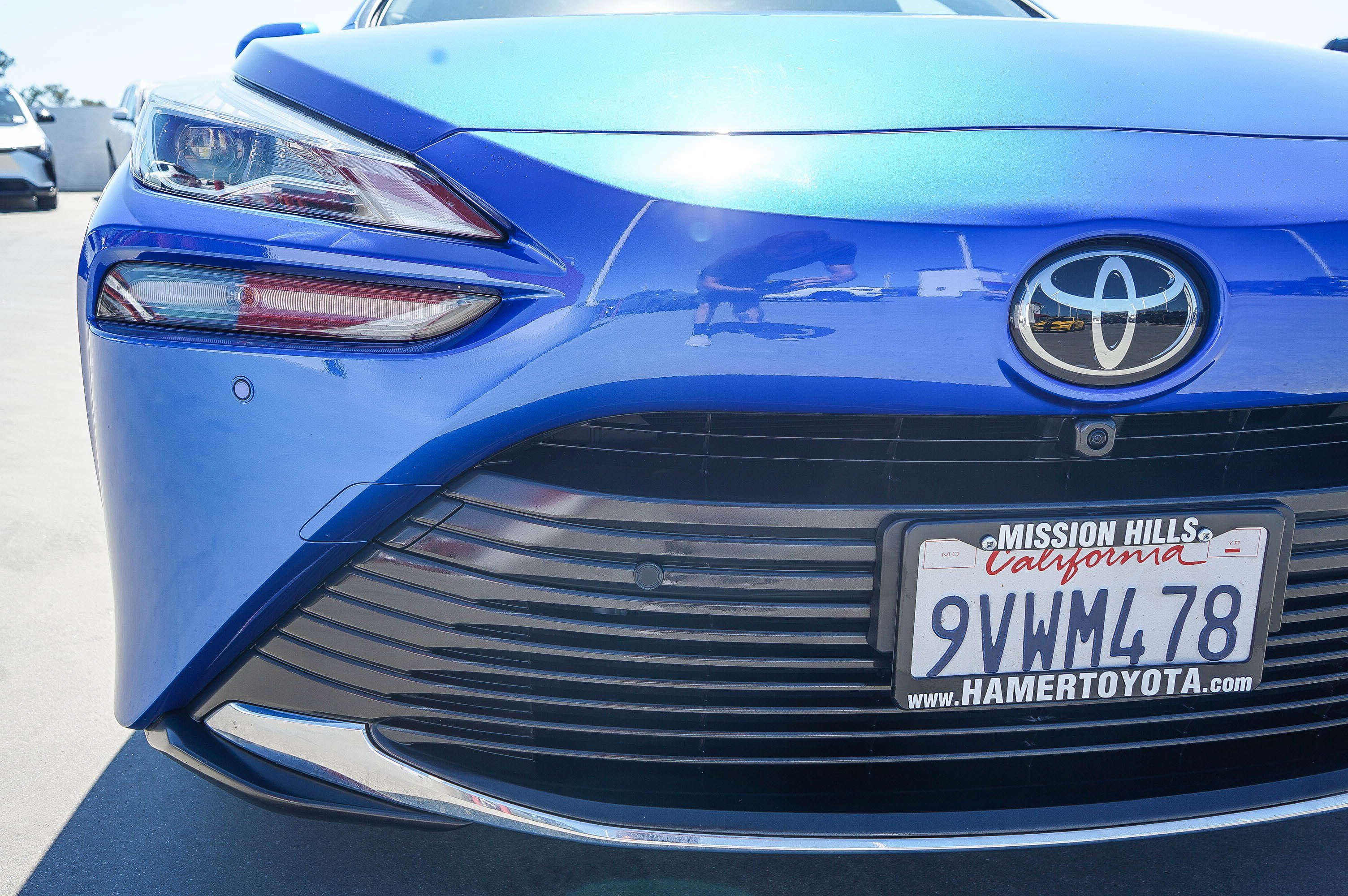 Certified 2025 Toyota Mirai XLE RWD image 12