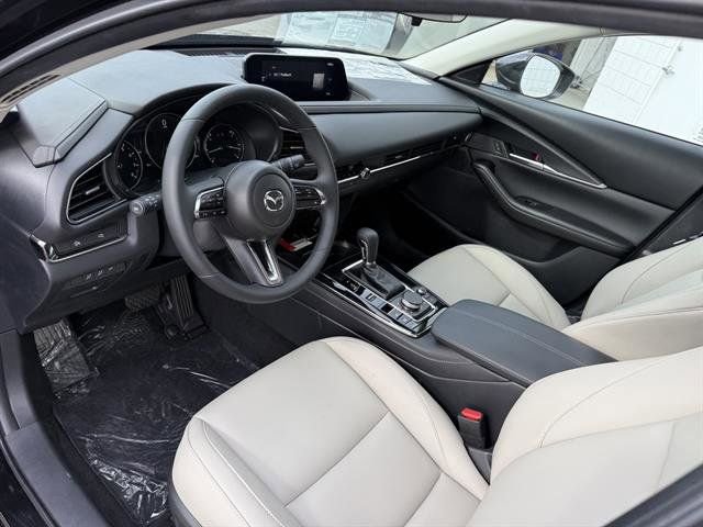 New 2025 MAZDA CX-30 AWD 2.5 S w/ Preferred Package image 2
