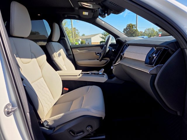 New 2027 Volvo XC90 B6 Plus AWD/4WD image 18