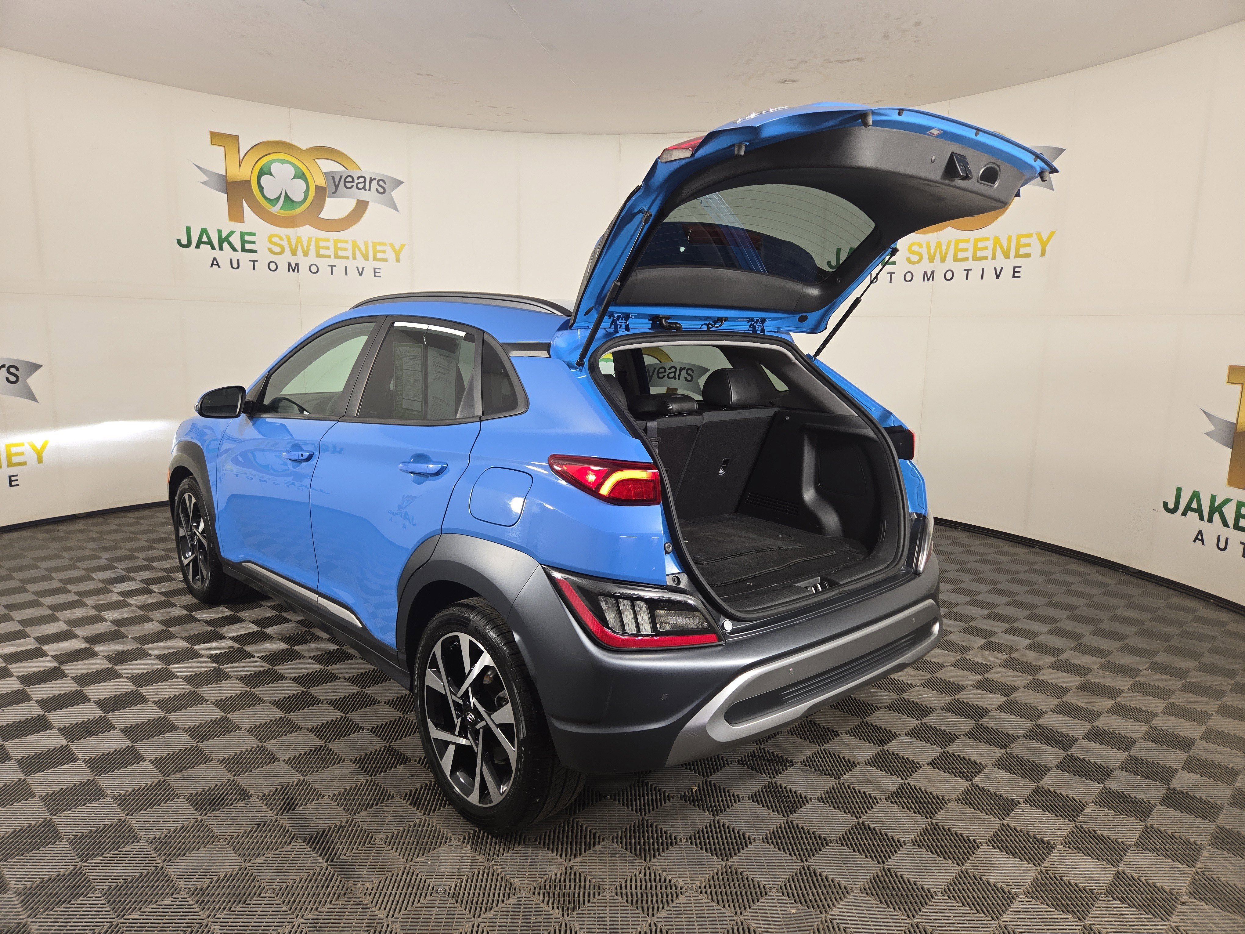 Used 2023 Hyundai Kona Limited w/ Cargo Package AWD/4WD image 32