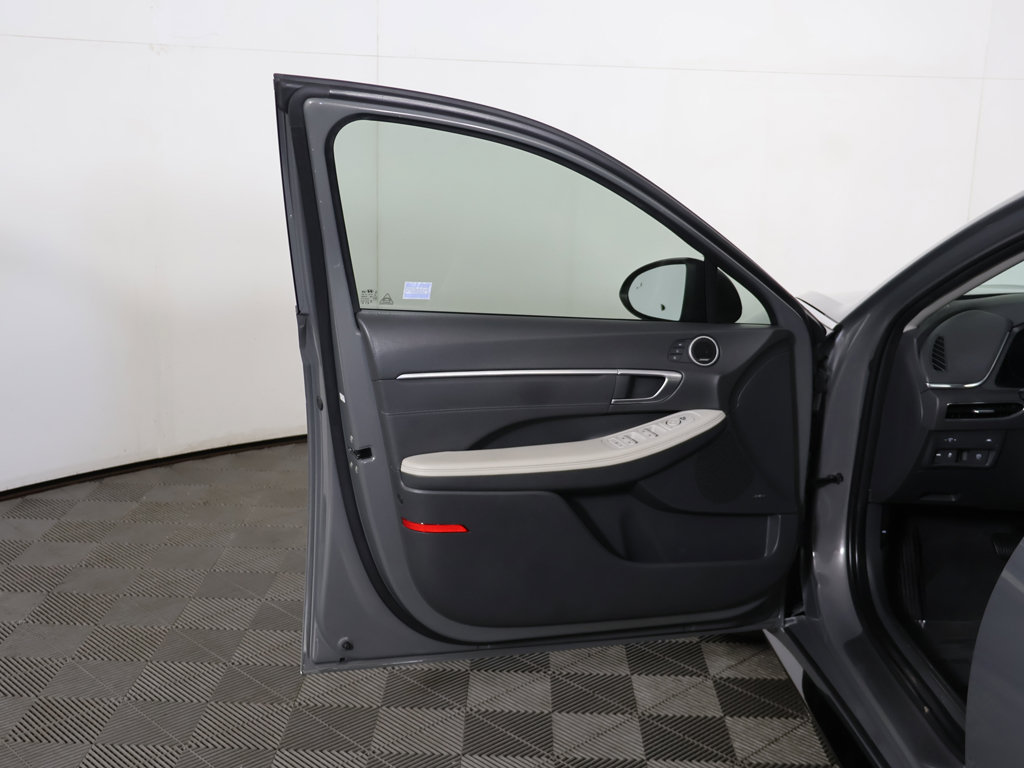 Used 2023 Hyundai Sonata Limited FWD image 22