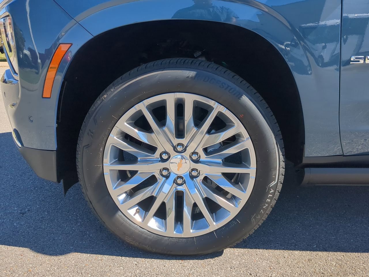 New 2026 Chevrolet Suburban Premier image 34