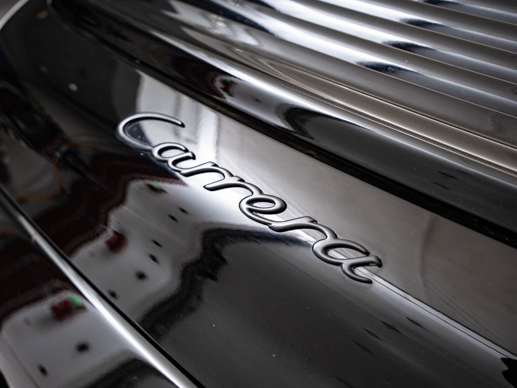 Used 2001 Porsche 911 Carrera RWD image 17