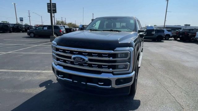Used 2023 Ford F350 Lariat w/ Chrome Package image 2