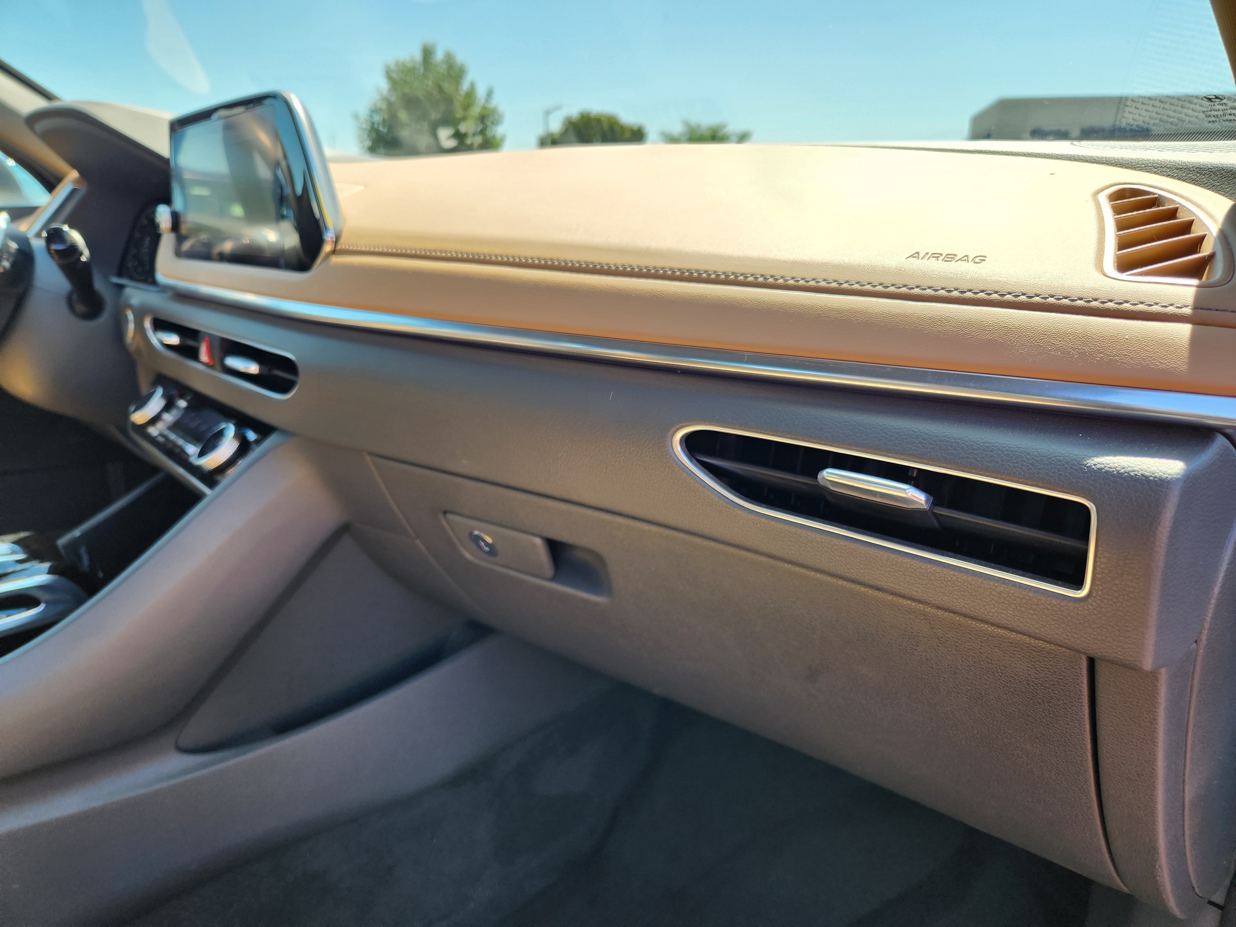 Certified 2021 Hyundai Sonata Limited FWD image 17