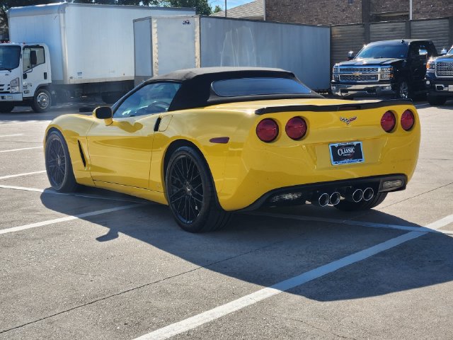 Used 2006 Chevrolet Corvette Convertible w/ Preferred Equipment Group RWD image 3