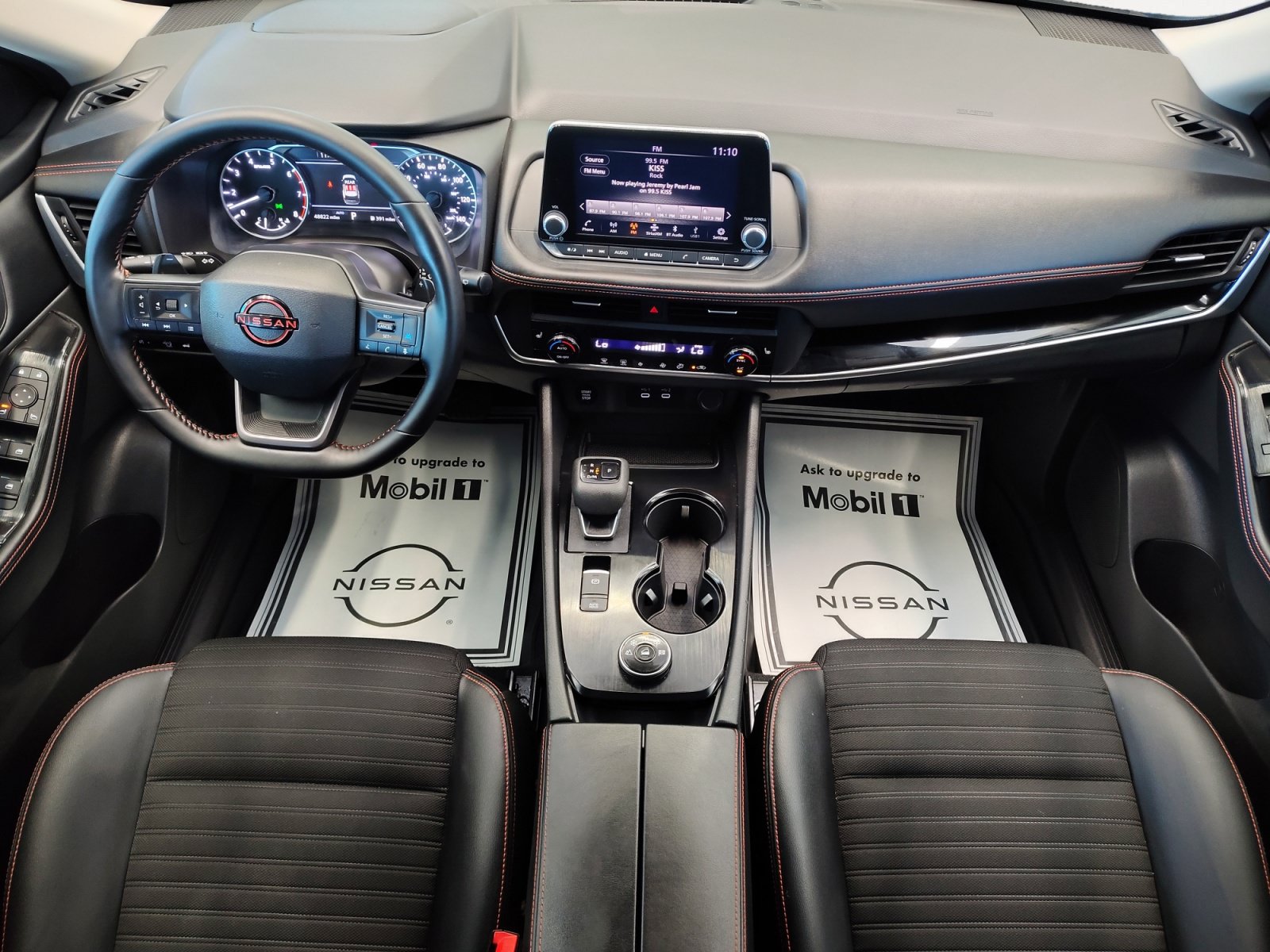 Used 2025 Nissan Rogue SV AWD/4WD image 3