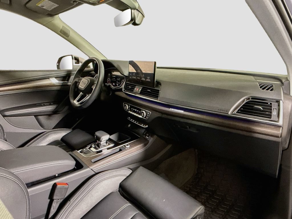 Used 2023 Audi Q5 2.0T Prestige w/ Prestige Package AWD/4WD image 15
