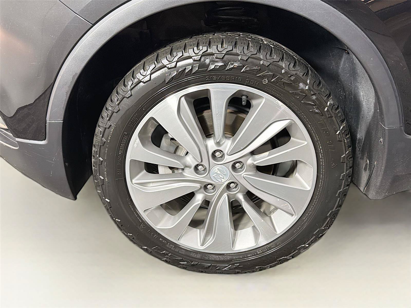 Used 2020 Buick Encore Preferred AWD/4WD image 30